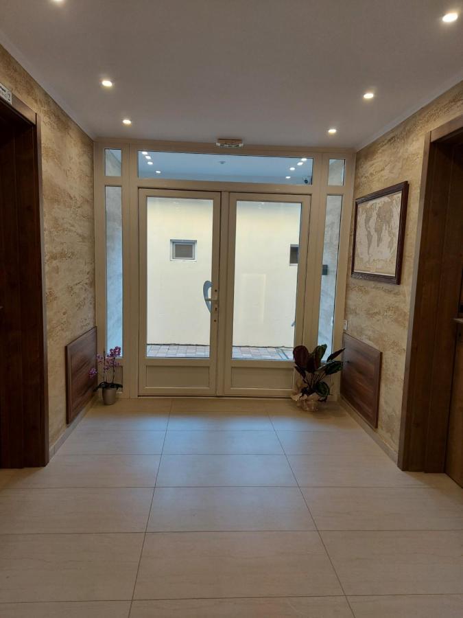 Senta Papuli Rooms 4U מראה חיצוני תמונה